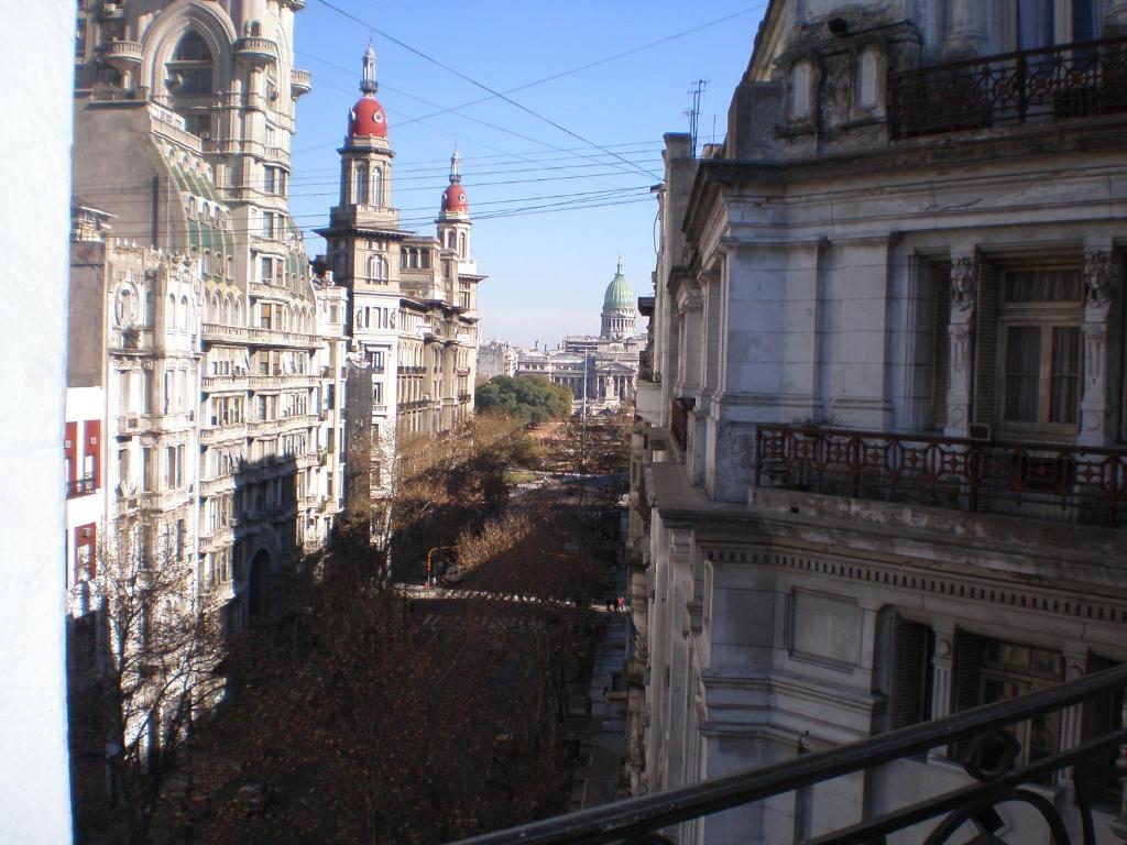 Hotel Chile Buenos Aires Extérieur photo