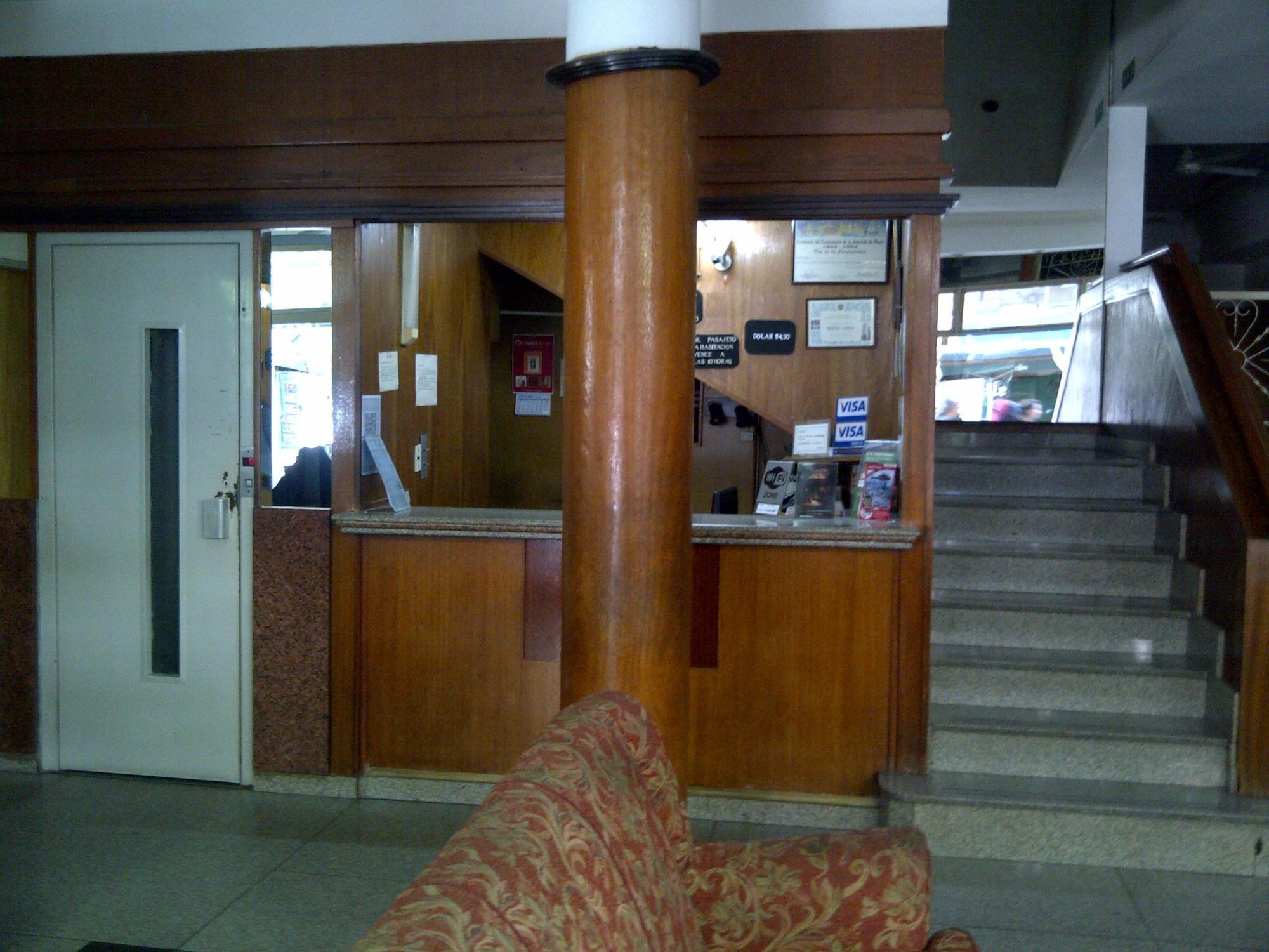 Hotel Chile Buenos Aires Extérieur photo
