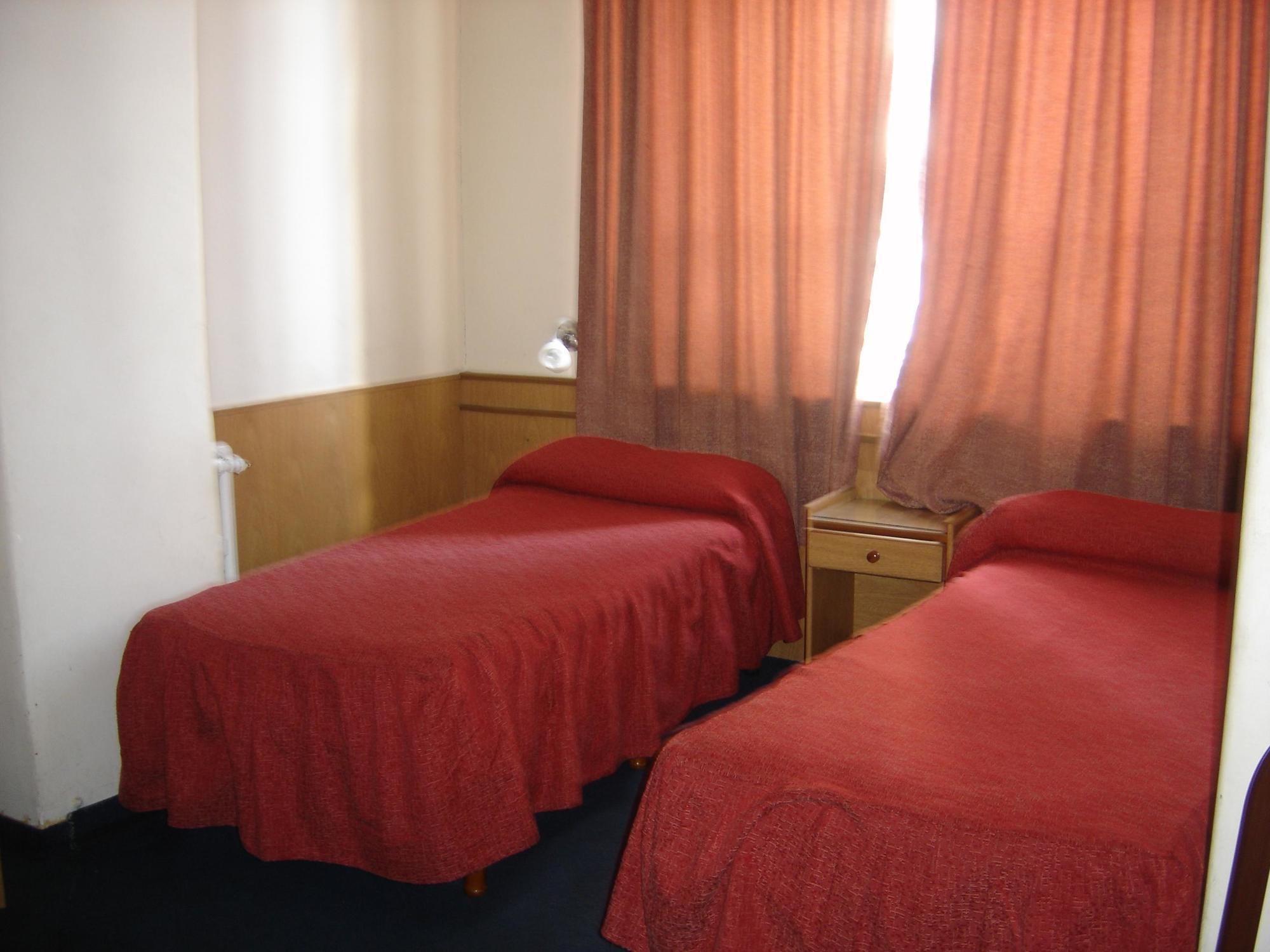 Hotel Chile Buenos Aires Extérieur photo